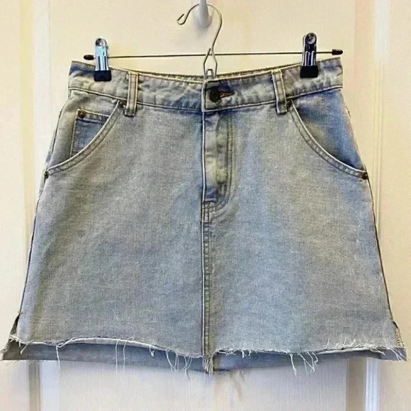 Sadie & Sage Jean Skirt Mini A-Line Raw Hem Light Blue Denim Size  Small - Picture 3 of 15
